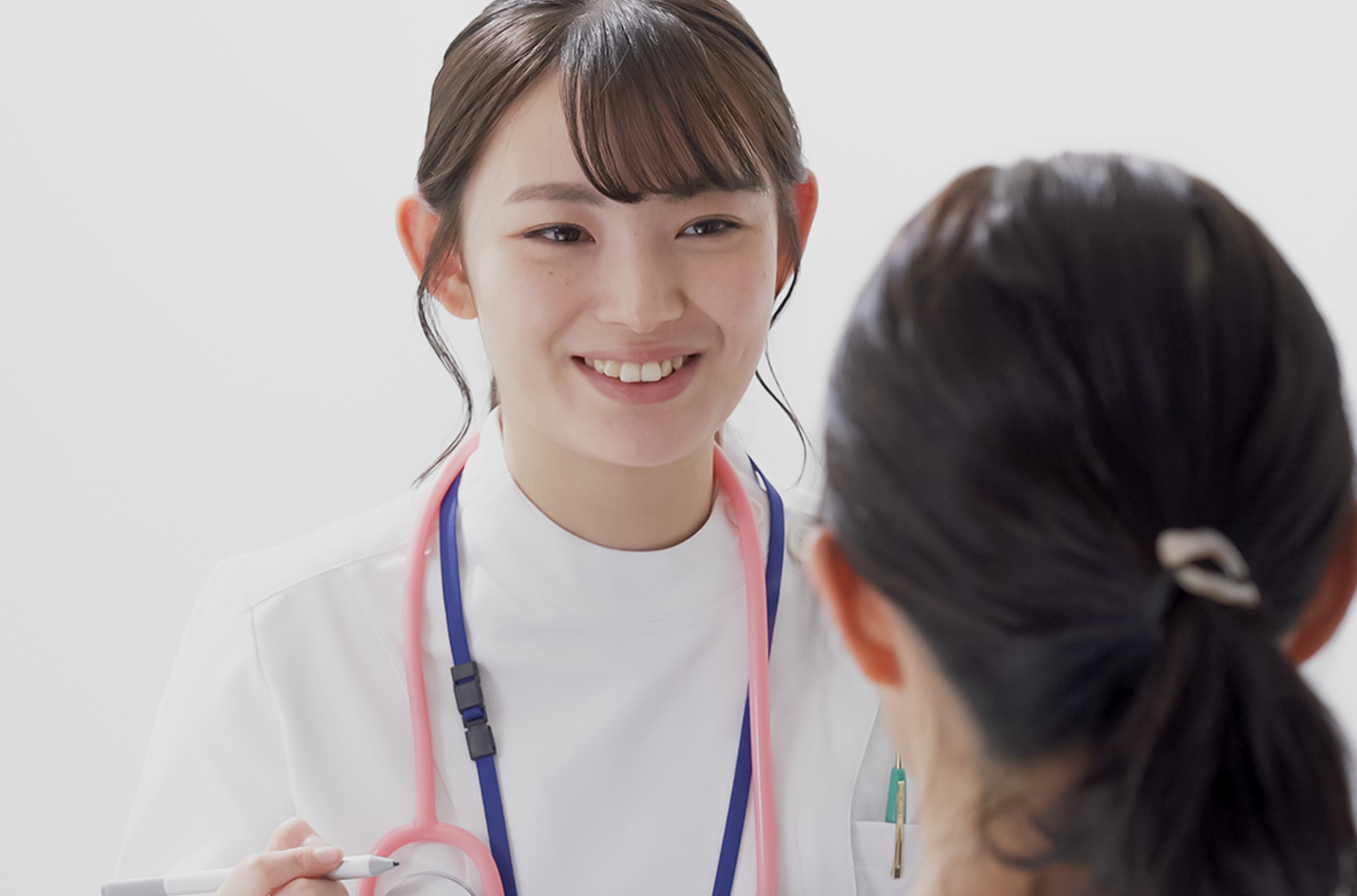 真摯に優しく丁寧に。クリニック開業20年の実績と信頼を元に、女性の健康と地域医療への貢献を目指します。